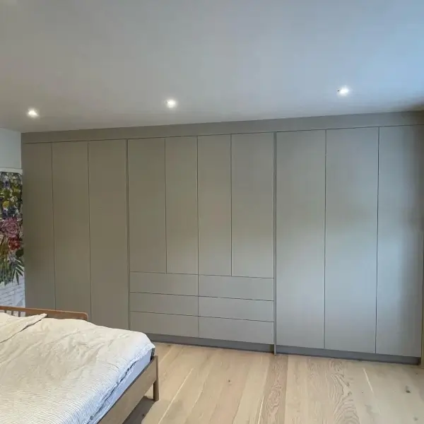 bespoke fitted wardrobe